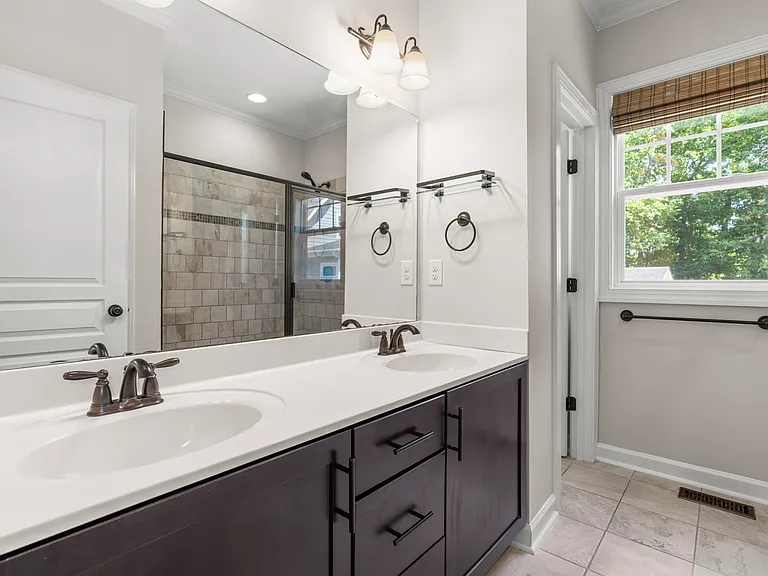1720 Arrowhead Dr — Photo 16
