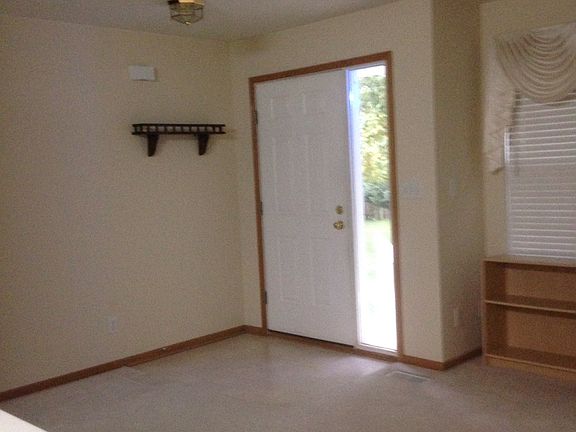 5th image of 2572 NW Heritage Ave