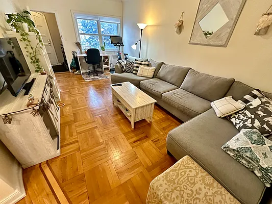 Rented by Owner | media 13