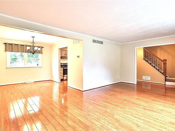 4th image of 3926 W Greenwood Dr