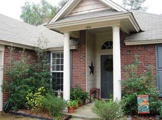 194 Cobb Ridge Rd, Millbrook, AL 36054