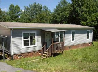 3002 Dalton Dr, Morganton, NC 28655