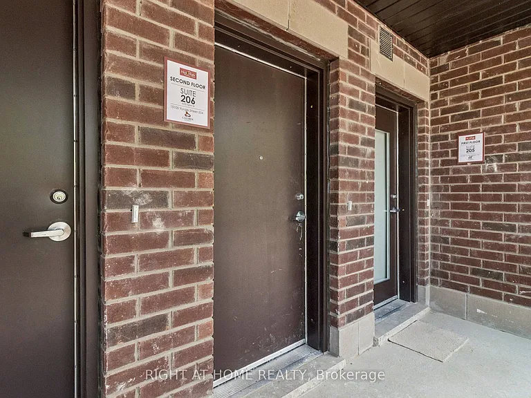 15100 Yonge St #206 — Photo 5