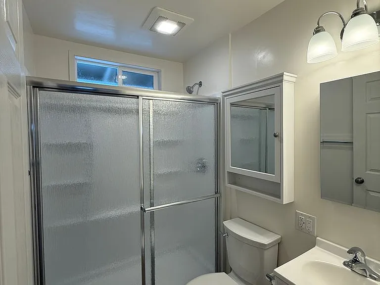 750 Topaz Dr — Photo 4