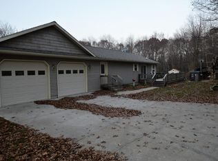 3166 Stage Rd, Ionia, MI 48846