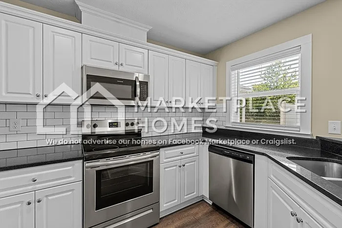 116 Downsbury Rd — Photo 10