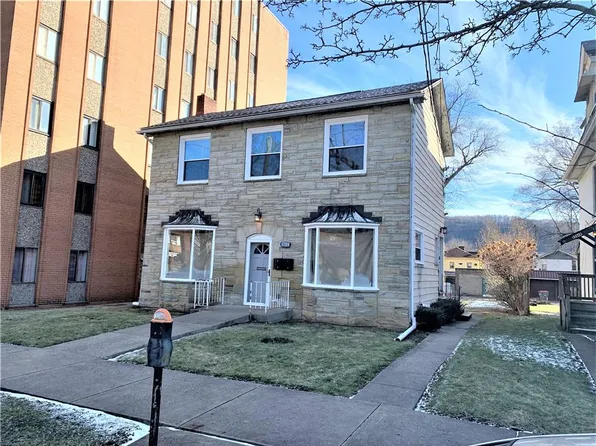 1316 6th Ave, Beaver Falls, PA 15010