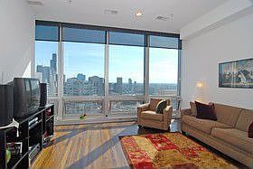 3rd image of 500 W Superior St APT 2207
