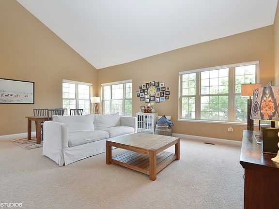 2nd image of 4427 Lainie Cir