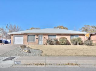 8711 Woodland Ave NE, Albuquerque, NM 87112