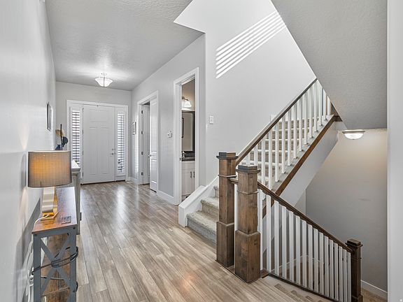 4th image of 2292 E Hampton Hills Ln
