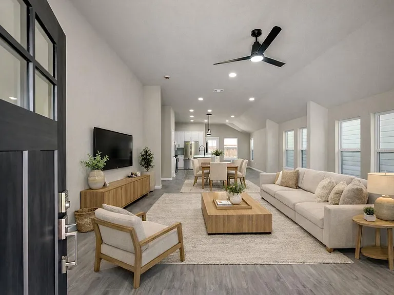 106 Harbor Court Dr — Photo 4