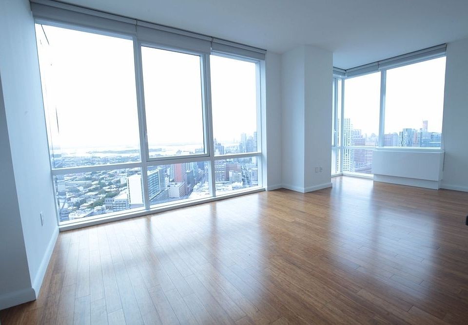 1st image of 66 Rockwell Pl APT 39E