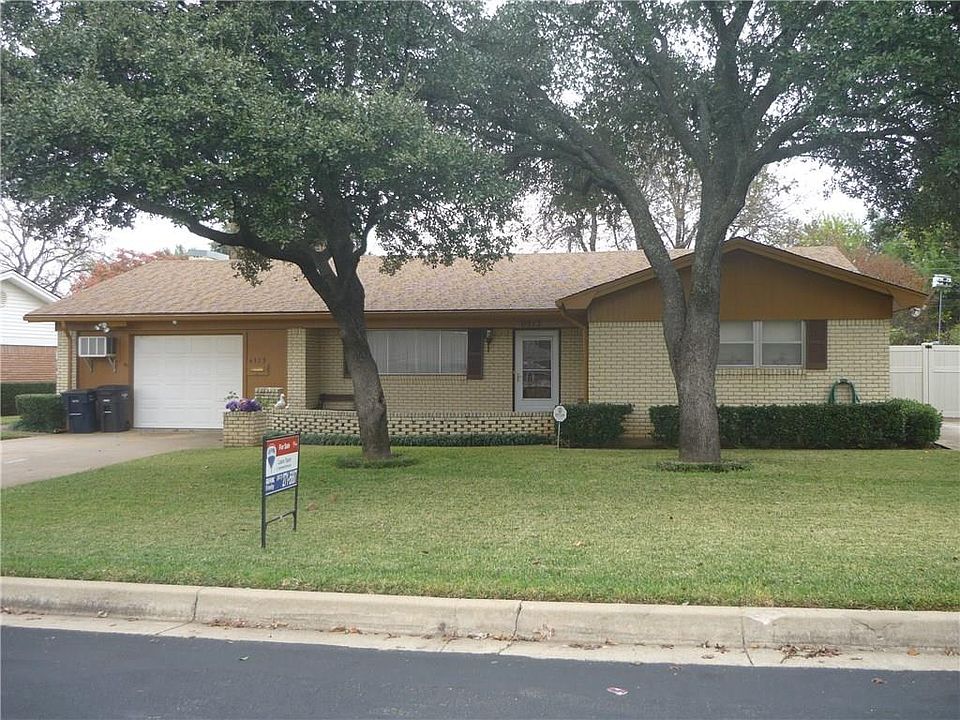1st image of 6913 Chippendale Dr