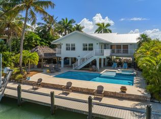 261 12th St, Key Colony Beach, FL 33051
