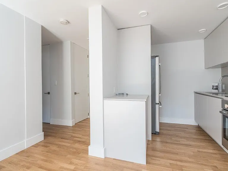334 Harvard St #J2 — Photo 1
