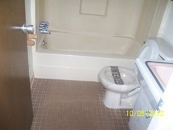2nd image of 7738 Artesian St