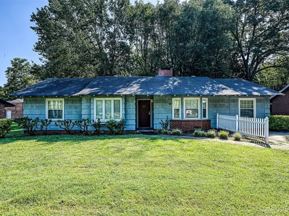 814 W Sugar Creek Rd, Charlotte, NC 28213