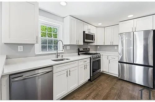 71 Gladeside Ave Photo 1