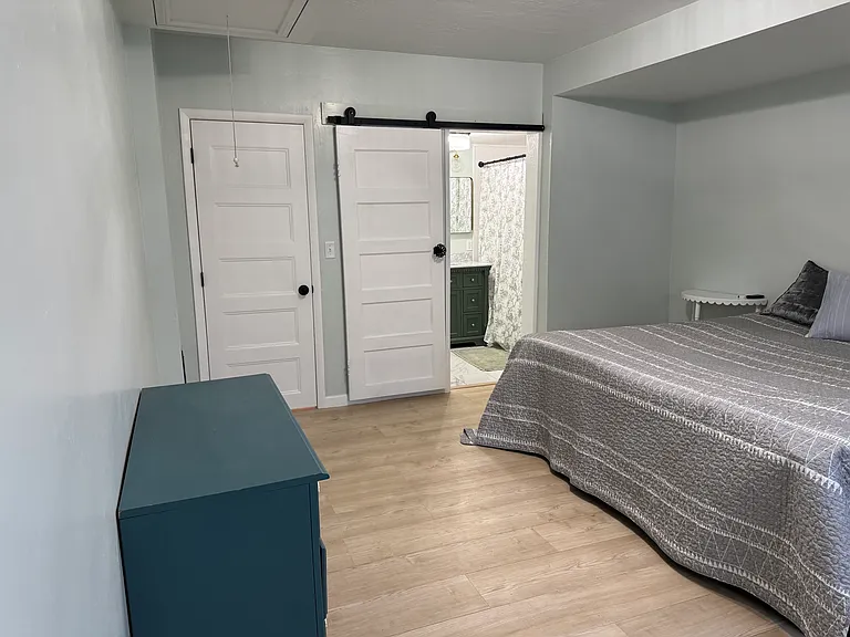 155 N 200 E — Photo 13