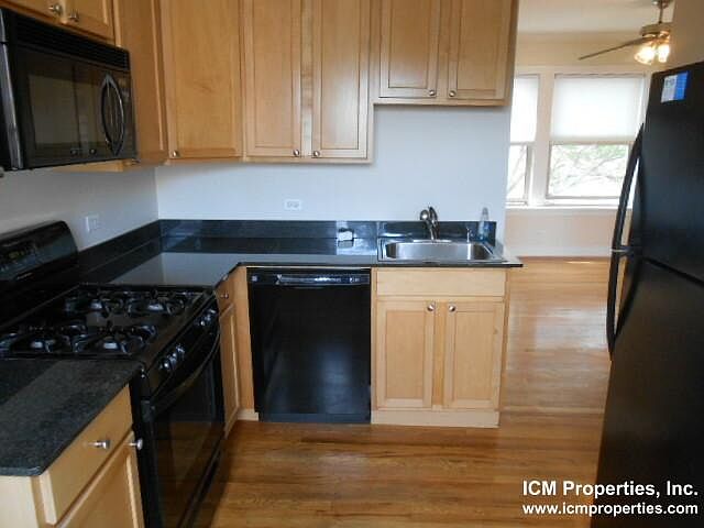 1st image of 1210 W Waveland Ave #2C
