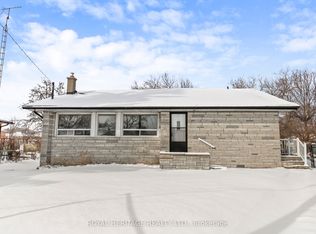 26 Kitson Dr, Toronto, ON M1M3C8