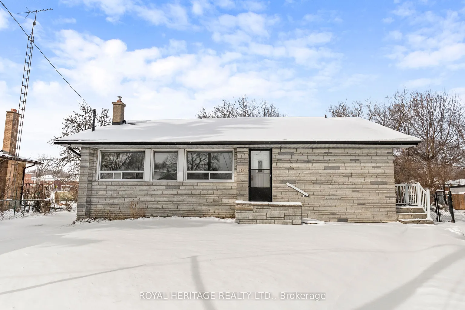 26 Kitson Dr photo 1
