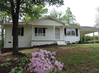 3067 Brookfield Dr, Seneca, SC 29672