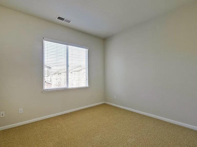 562 Saco Ter — Photo 29
