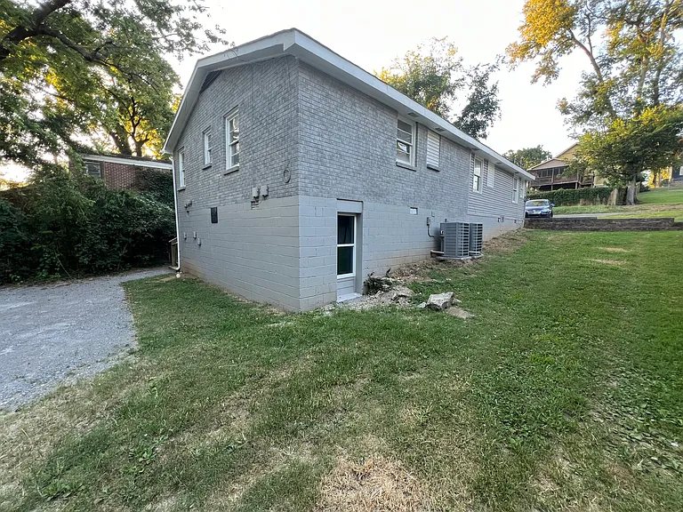 1507 Boscobel St #A — Photo 11