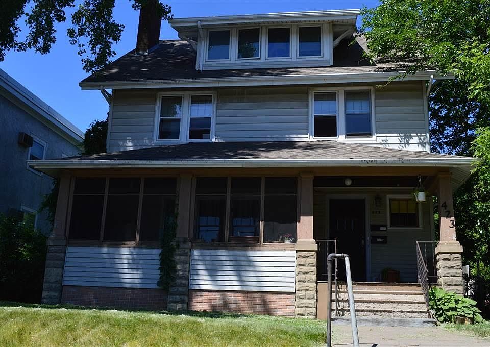 1st image of 423 Fairview Ave N