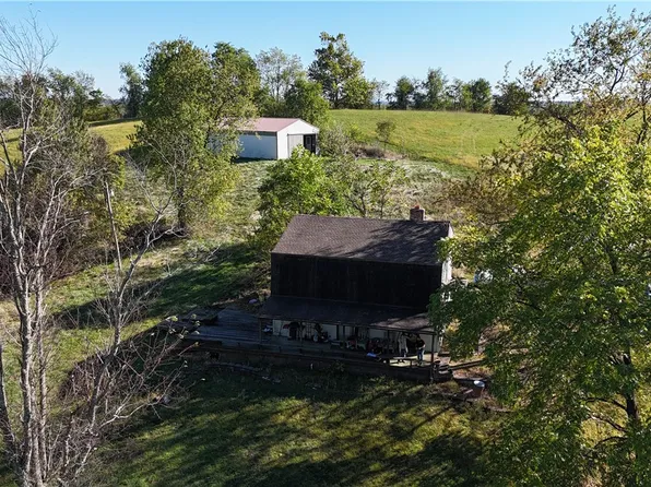 776 Fraction Rd, West Finley, PA 15377