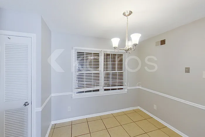 5824 Tam Oshanter Ave — Photo 6