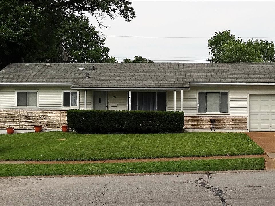 1st image of 709 Bellflower Dr