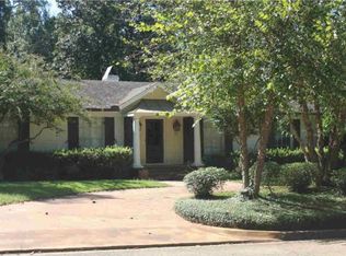 5147 Saratoga Dr, Jackson, MS 39211