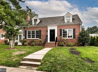2136 N Taft St, Arlington, VA 22201