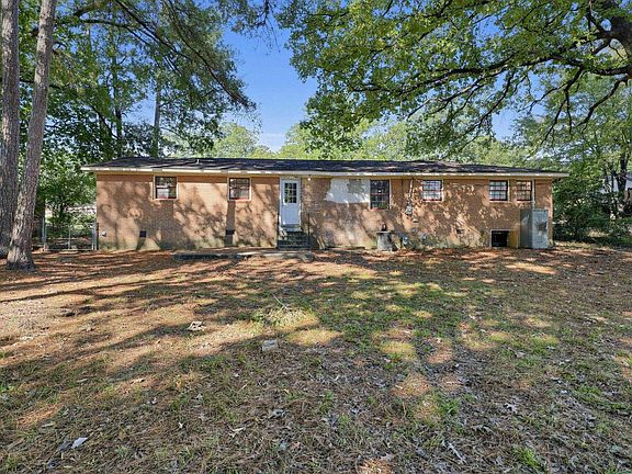 5th image of 1824 Emerald Valley Rd
