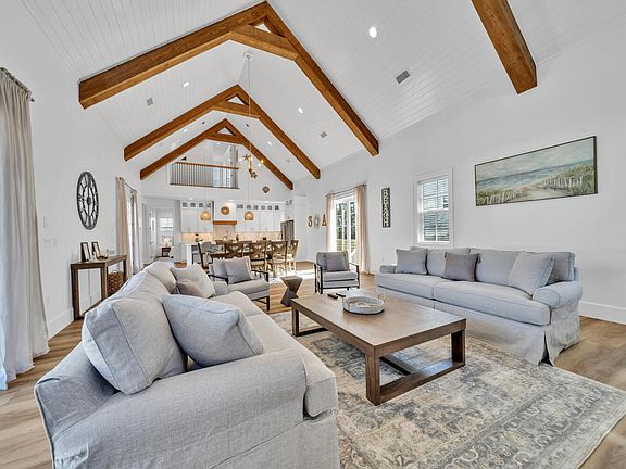 2nd image of 54 Vicki St