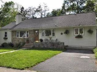 8908 Oneida Ln, Bethesda, MD 20817