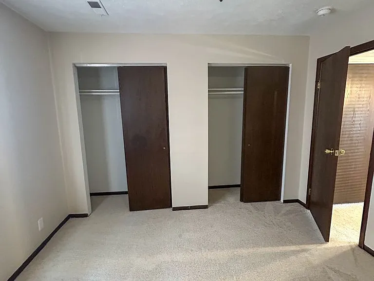 5225 Cleveland Ave — Photo 12