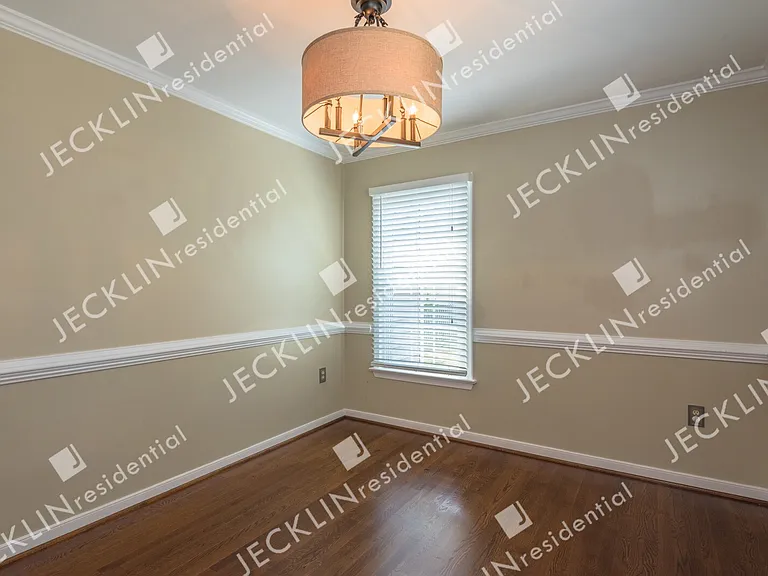 2329 Horsley Dr — Photo 11