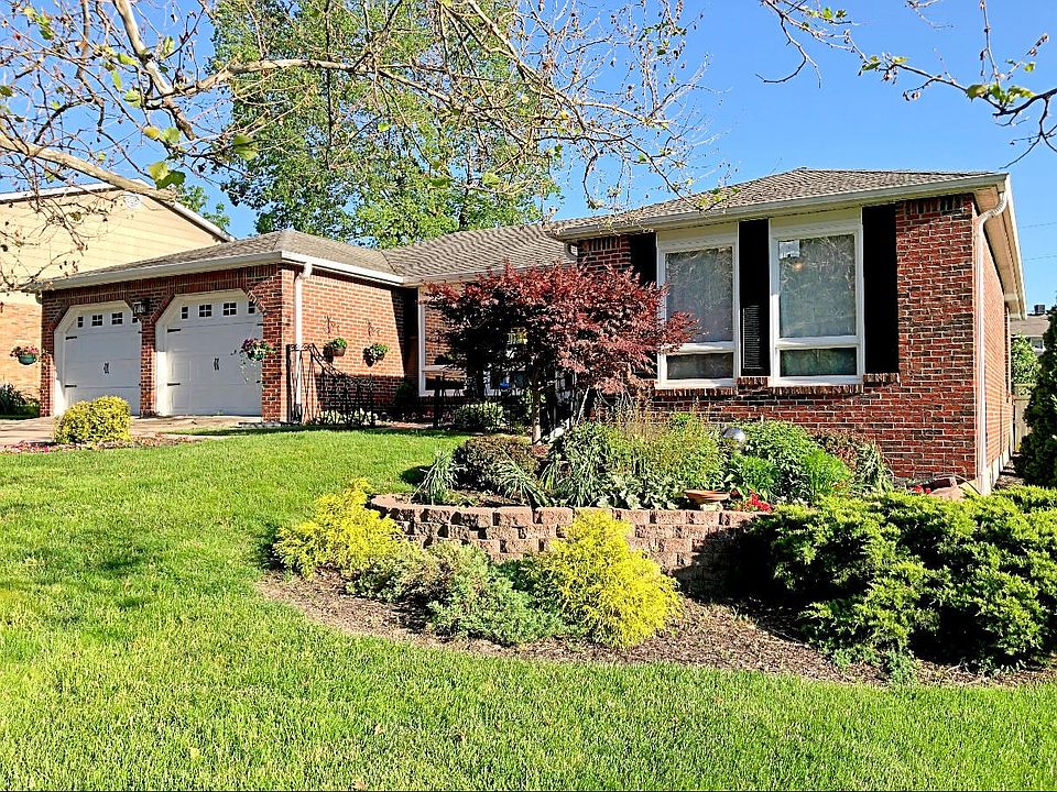 1st image of 622 Laurel Dr