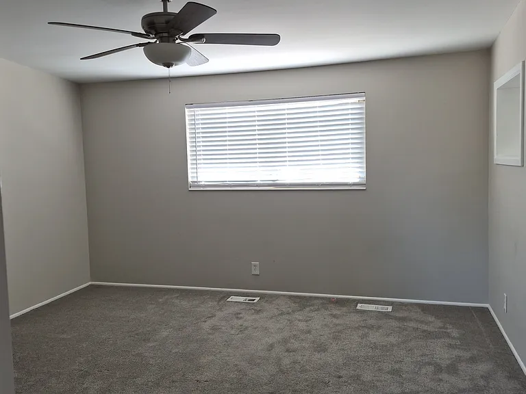 3454 W Brett Ave — Photo 3