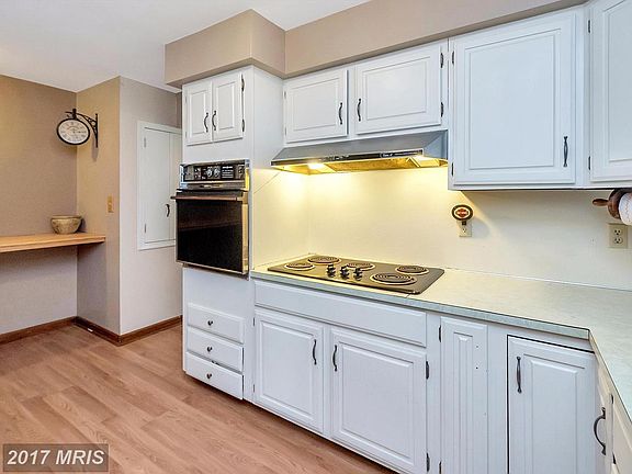 5th image of 71 Hidden Springs Ln