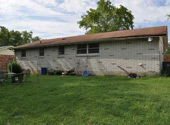 2nd image of 3244 Doverside Dr