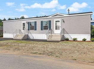 1 G St, Merrimac, MA 01860
