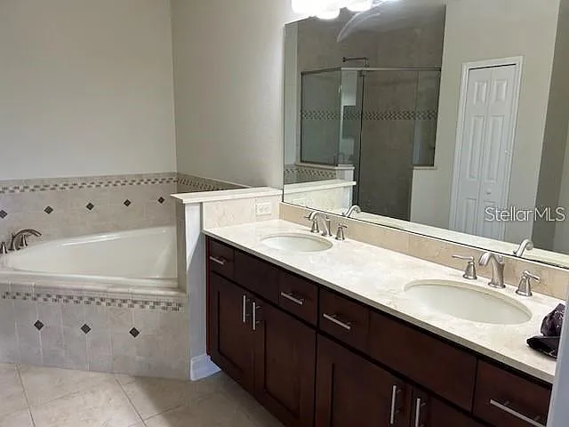 203 McLeods Way — Photo 14