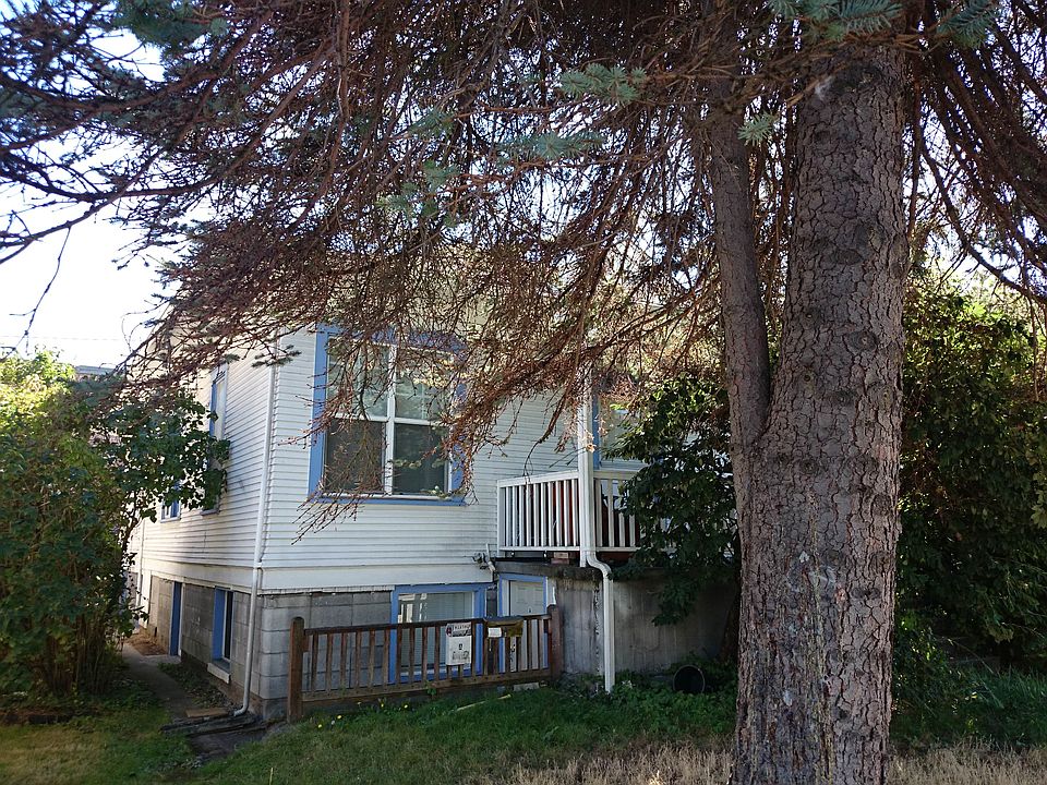 1st image of 5216 Brooklyn Ave NE