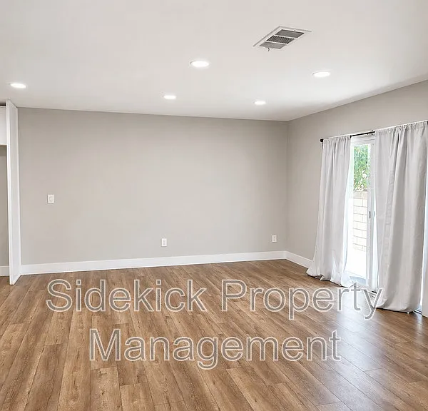 11443 Dicky St — Photo 5