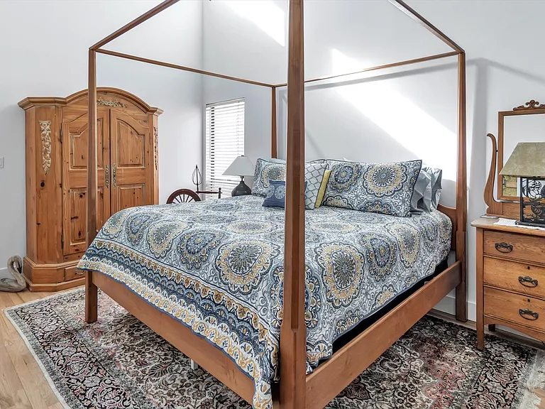 40 Bonac Wood Ln — Photo 13